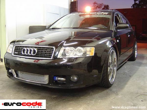 <p>Uma bela carrinha</p>